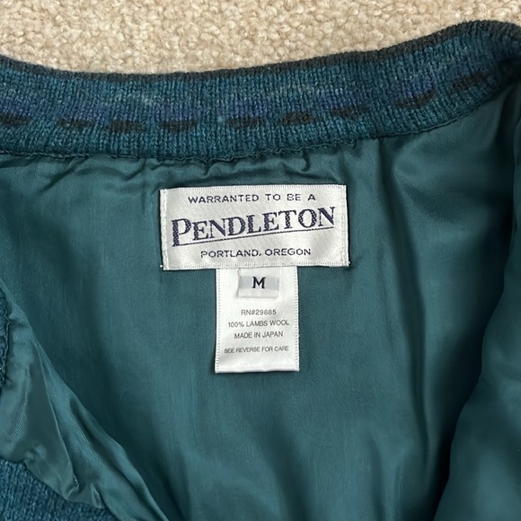 Vintage Pendleton Lambs Wool Sweater Metal Button Cardigan Size Medium - Picture 3 of 8